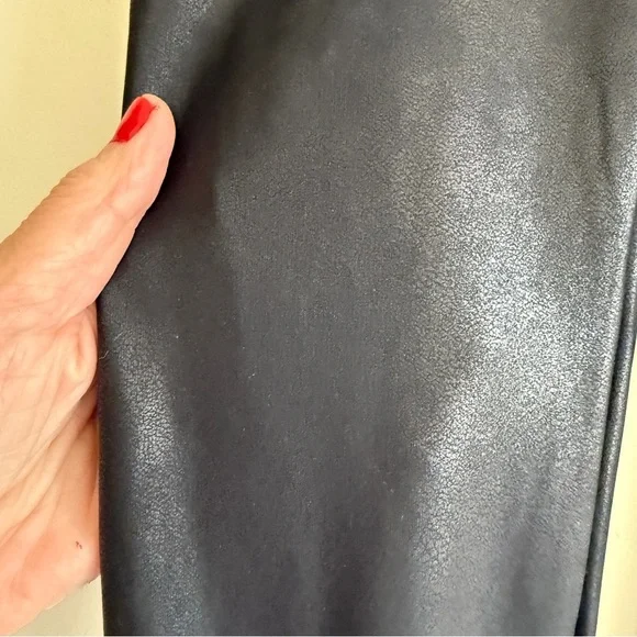 Spanx Faux Leather Black High Rise Black Legging Women's Small - Picture 10 of 15